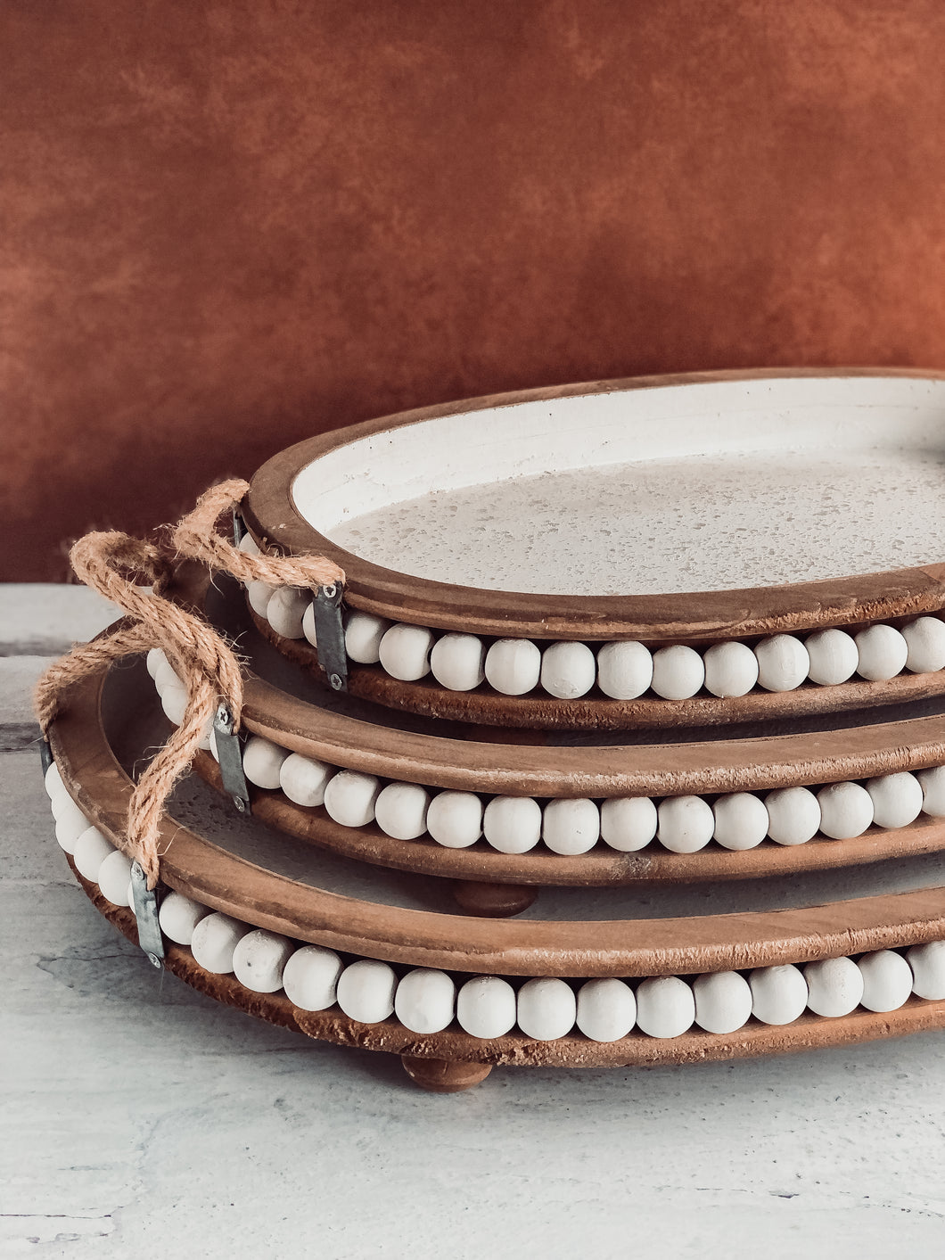 Beaded wood tray with rope handles - Set of 3